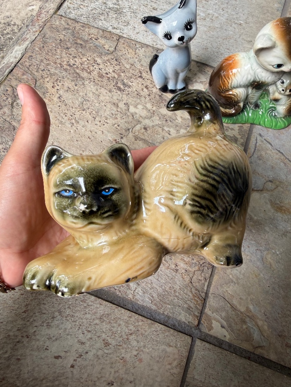 Lot 3 THREE Vintage Cat Ceramic Figurines 70s 80s Siamese & Cat Kitten Nor crest